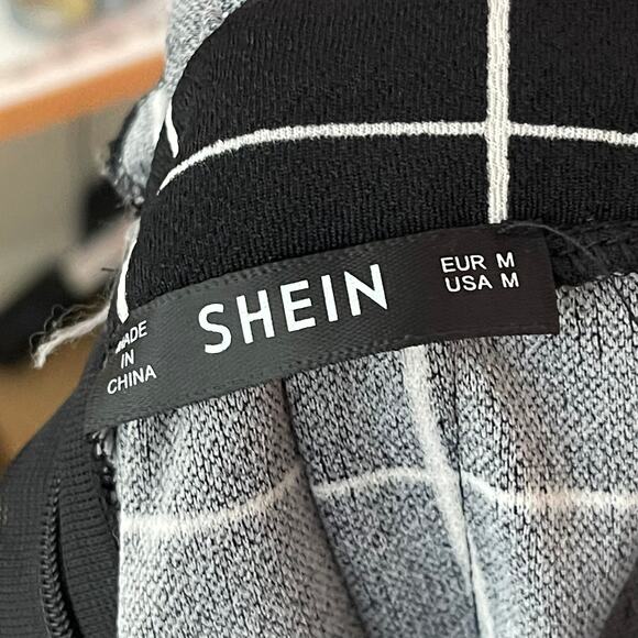 Shein • Checker Plaid Overall Dress - Picture 3 of 4